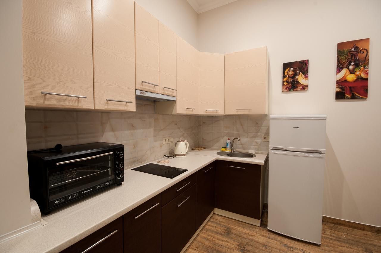 Wonderful Flat On City Center Uzhhorod Ngoại thất bức ảnh